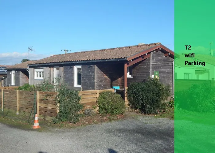 Beau T2 Tharon Holiday home *